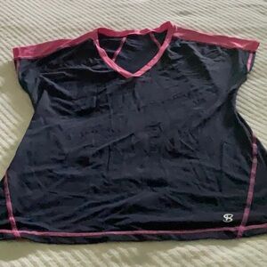 Women's Black and Pink Jersey Top